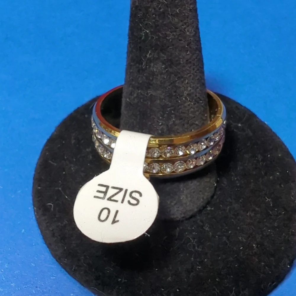 Sleek Stylish Brilliant Stainless Steel Rhinestone Promise Band/Ring Unisex Sz10